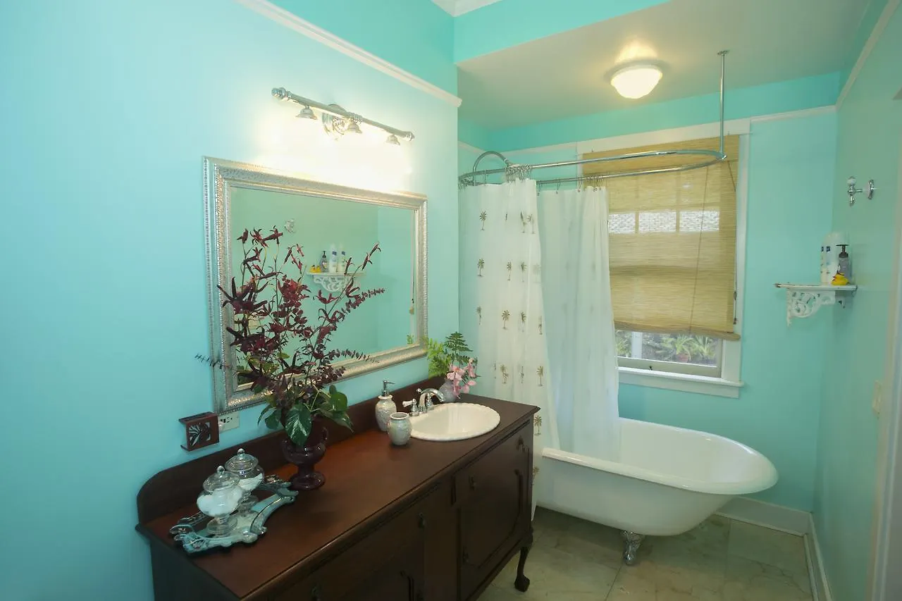 Iao Valley Inn Wailuku Bed & Breakfast